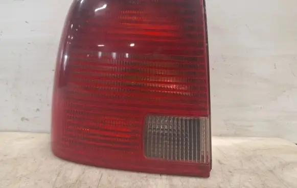 Volkswagen PASSAT B5 Rear/tail lights 3B5945095F