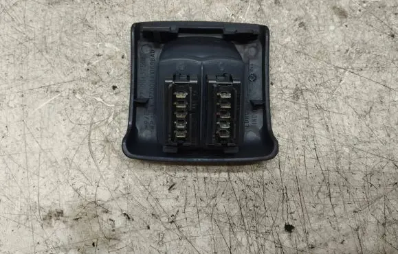 Renault Megane I Electric window control switch 7700843250A 7700841069BD