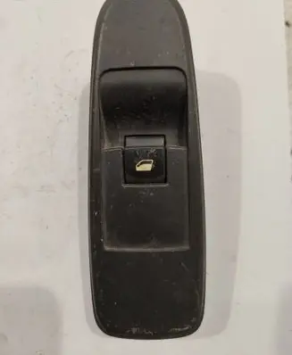 Citroen C4 I Picasso Electric window control switch 96639377ZD