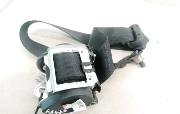 Mercedes-Benz Vaneo W414 Rear seatbelt 561009901 020L005V