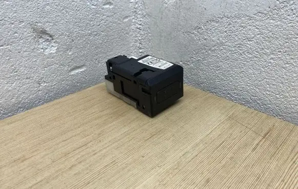 Toyota Corolla Verso AR10 Ignition lock 626399000 D99X9706856 ETC094LPD0290