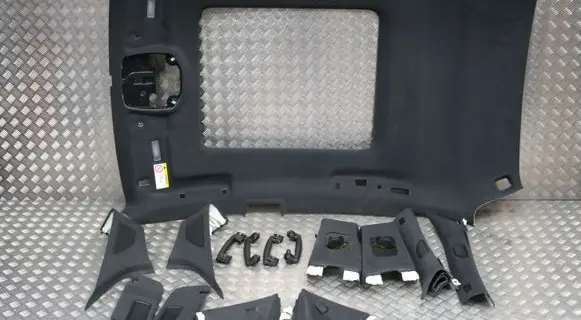 Maserati Levante Headlining 156138210A