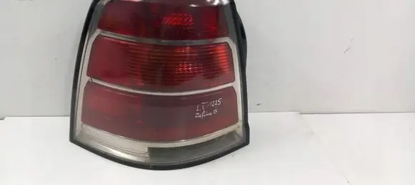 Opel Zafira B Rear/tail lights