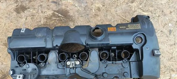 BMW 3 E90 E91 Rocker cam cover 7552281