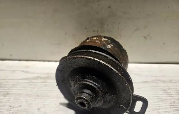 Renault Espace I Power steering pump 
