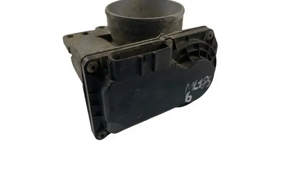 Volvo V50 Throttle valve 8677694