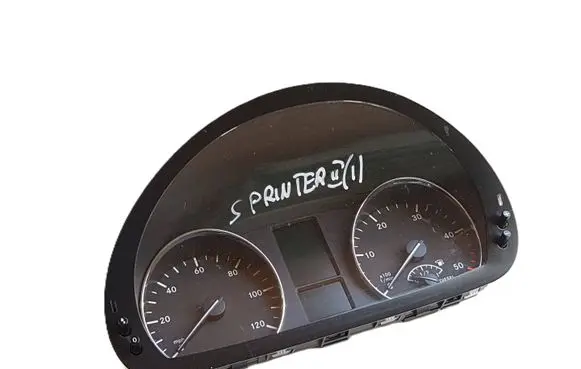 Mercedes-Benz Sprinter W906 Speedometer (instrument cluster) A9069002800