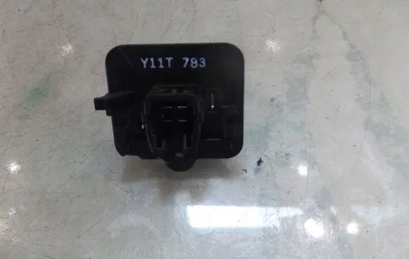 Suzuki Ignis Heater blower motor/fan resistor