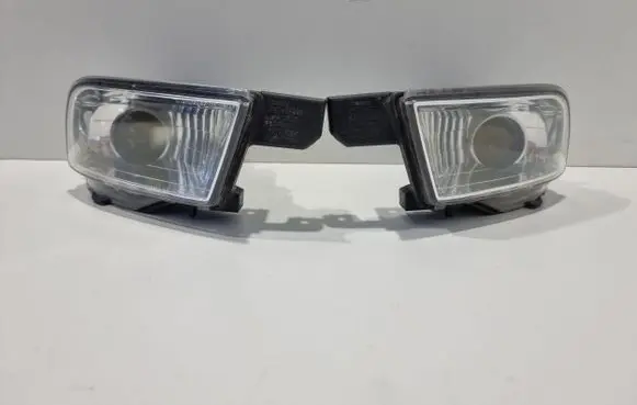 Lexus IS 200-300 Fog light set 8121153120 8122153120 8122153110