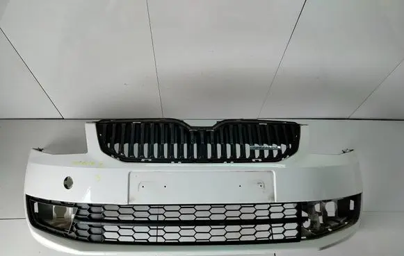 Skoda Octavia Mk3 (5E) Front bumper 5E0807221