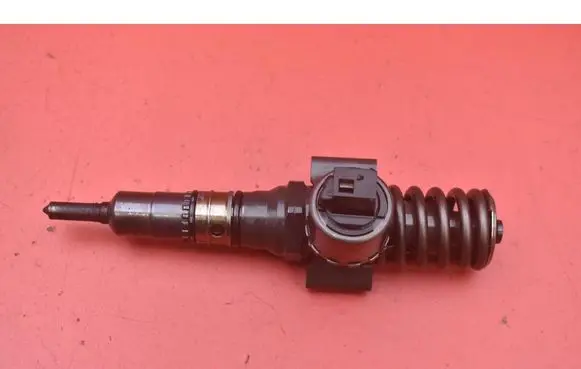 Dodge Caliber Fuel injector 03G130073G