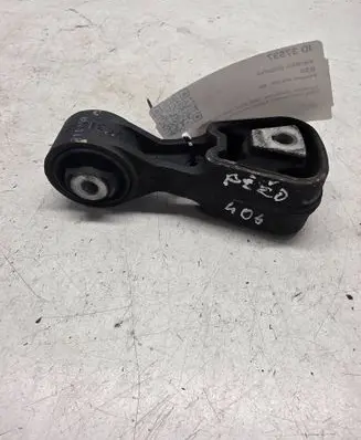 Peugeot 406 Engine mount bracket 96315751