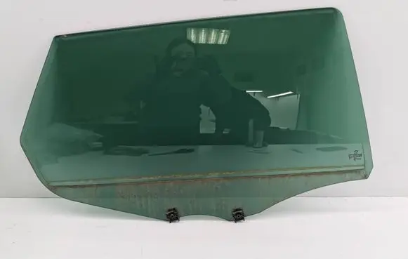 Peugeot 508 Rear door window glass E243R005013