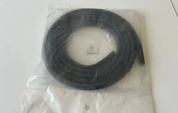 Renault Trafic III (X82) Sliding door rubber seal 769249254R