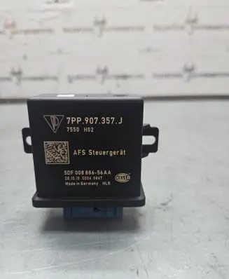 Porsche Cayenne (92A) Light module LCM 7PP907357J Z550H02 5DF00888656AA
