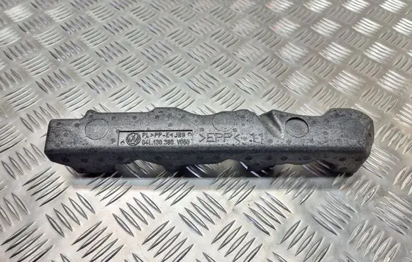 Skoda Octavia Mk3 (5E) Heat shield in engine bay 04L130380