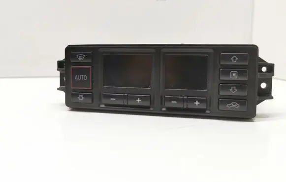 Audi A3 S3 8L Climate control unit 00760804