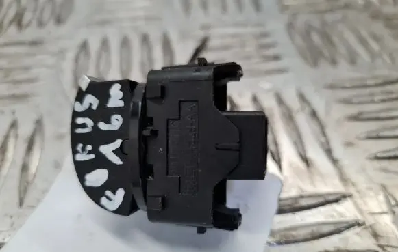 Ford Focus Electric window control switch