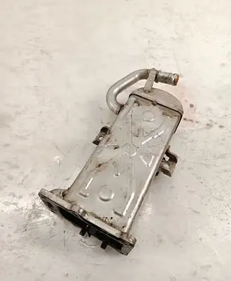 Skoda Yeti (5L) EGR valve cooler 03L131512BB