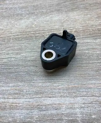 Toyota Avensis Verso Airbag deployment crash/impact sensor 8917306080