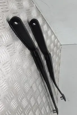 BMW 5 F10 F11 Front wiper blade arm 61617203157 61617182460