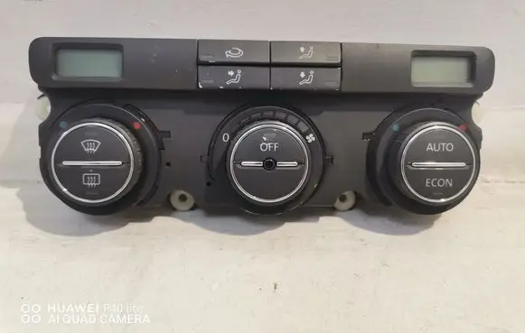 Volkswagen PASSAT B6 Climate control unit 74677510
