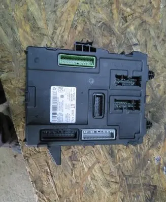 Renault Megane IV Comfort/convenience module 284B14604R