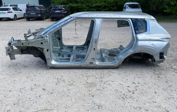 Mitsubishi Outlander IV Body 