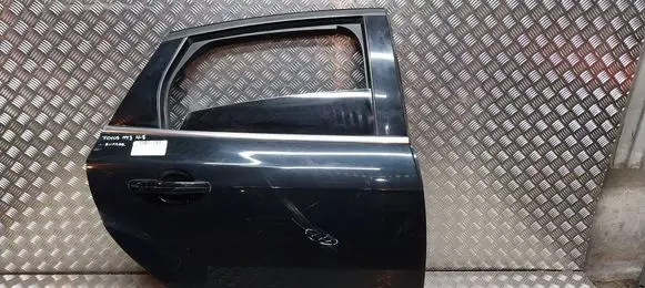 Ford Focus Rear door S18031917