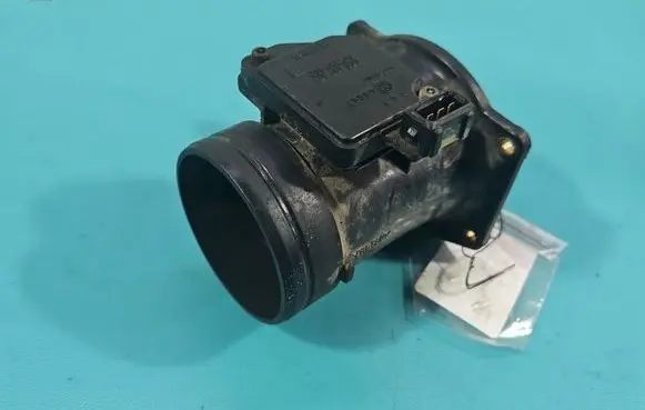 Audi A3 S3 8L Mass air flow meter 058133471 IMPRK1532753