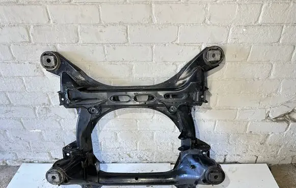 Audi Q7 4L Front subframe 7l0499435