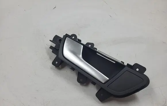 Audi A4 S4 B8 8K Front door interior handle 8K0837019