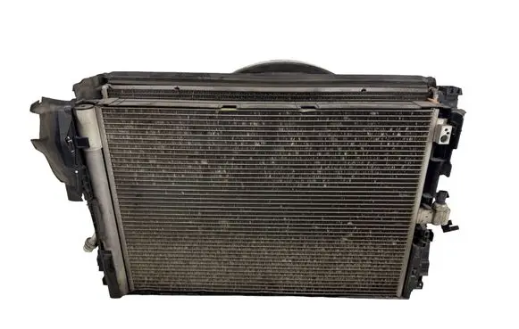 Mercedes-Benz E C207 W207 Radiator set A2129061002
