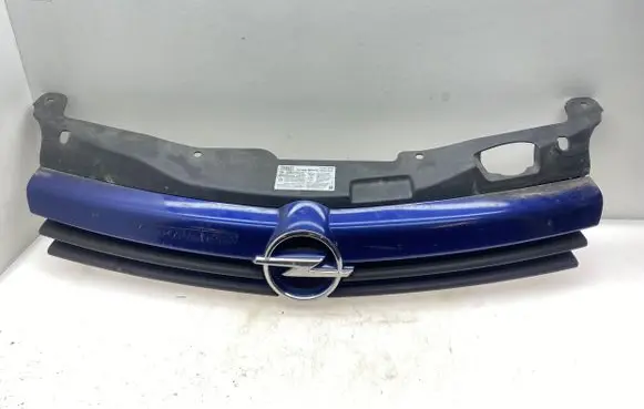 Opel Astra H Front grill 