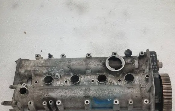 Skoda Fabia Mk1 (6Y) Rocker cam cover 036103475AP