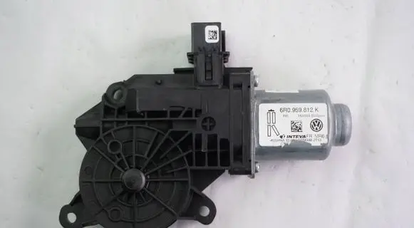 Skoda Fabia Mk2 (5J) Rear door window regulator motor 6R0959812K