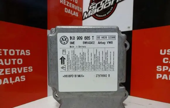 Seat Altea XL Airbag control unit/module 1K0909605T