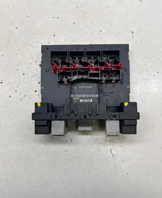 Volkswagen PASSAT CC Comfort/convenience module 3C8937049E F005V00745