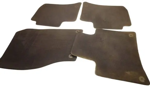 Volkswagen Touareg II Car floor mat set 7P1863011 7P6862477A