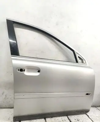 Volvo XC90 Front door