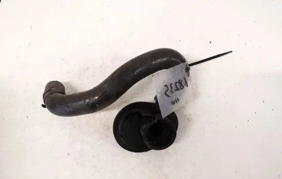 Mercedes-Benz C W203 Engine coolant pipe/hose