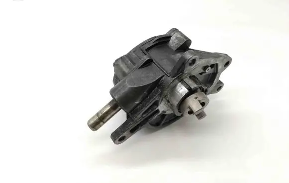 Mercedes-Benz E W211 Vacuum pump A6422300165