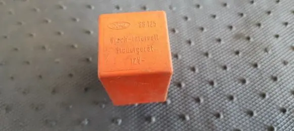 Ford Mondeo MK I Other relay 68125