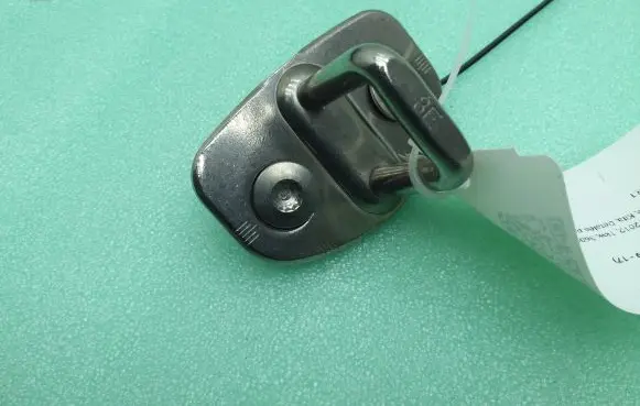 Porsche Panamera (970) Front door lock loop/hook striker 8E0837033