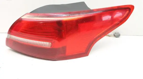 Ford Focus Rear/tail lights F1EB13404FF