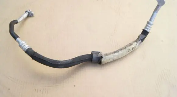 Audi A8 S8 D4 4H Air conditioning (A/C) pipe/hose 4H0260701T