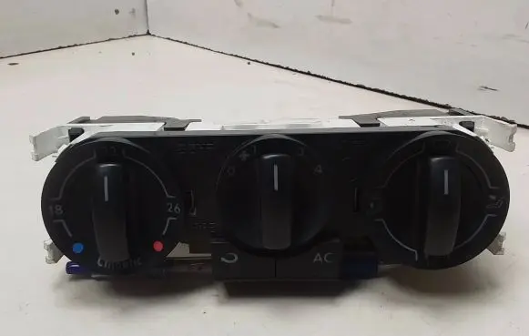 Volkswagen Polo Climate control unit Q0819445 9603