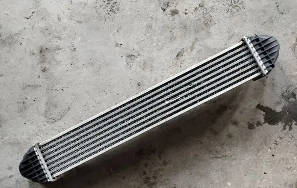 Mercedes-Benz B W245 Intercooler radiator A1695000000