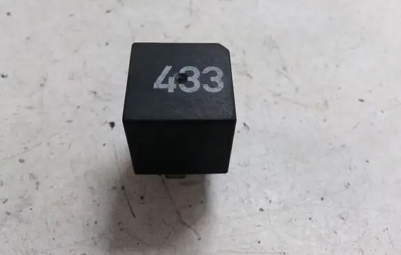 Audi A3 S3 8P Other relay 3D0951253A