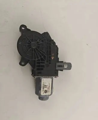 Volkswagen Beetle A5 Rear door window regulator motor 5C3959811D 5C3959811